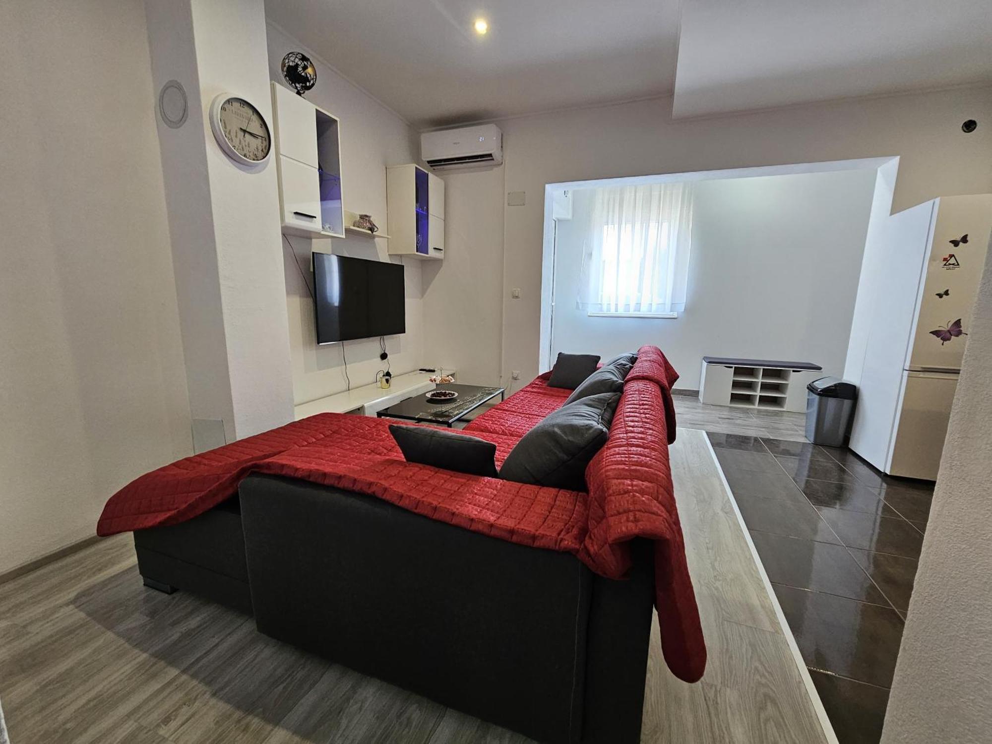 Modern Apartment Nikola In A Quiet Area Kaštel Stari Eksteriør billede